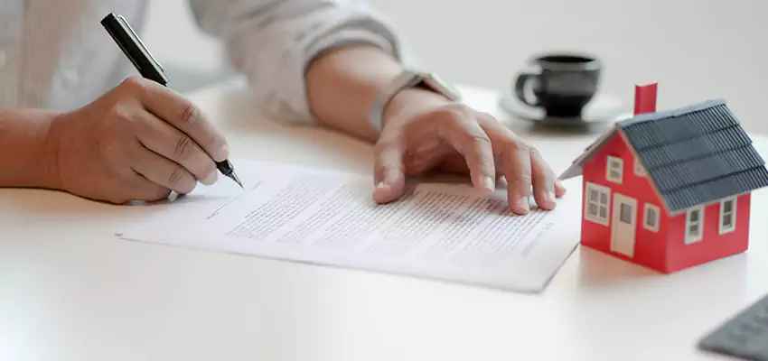 How We Calculate Your Sell House in Foreclosure Offer in Glen Cove, New York?